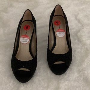 BANDOLINO | Irabel Black Pumps